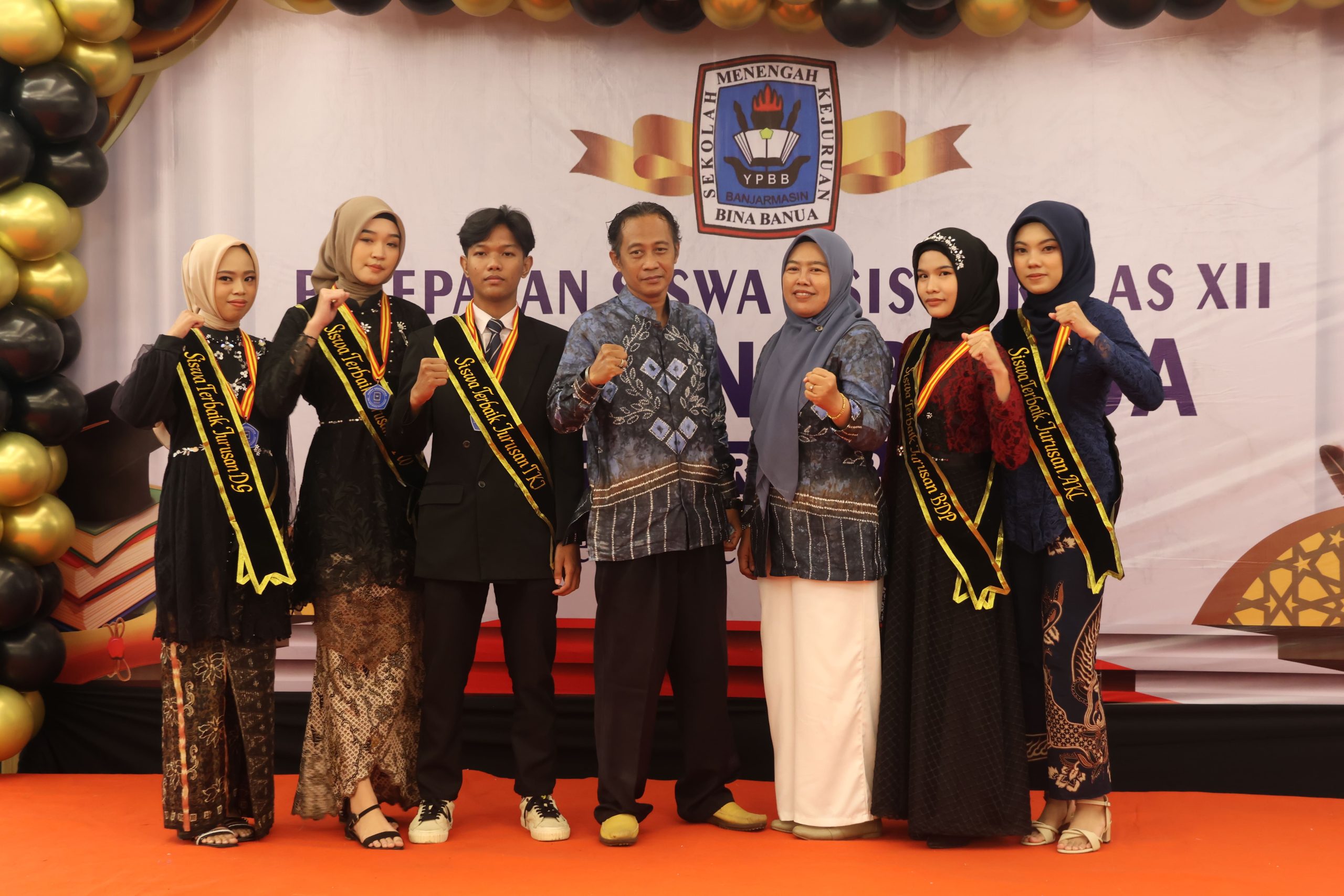 Perpisahan dan Pengukuhan Kelas XII SMK Bina Banua Banjarmasin Tahun 2025