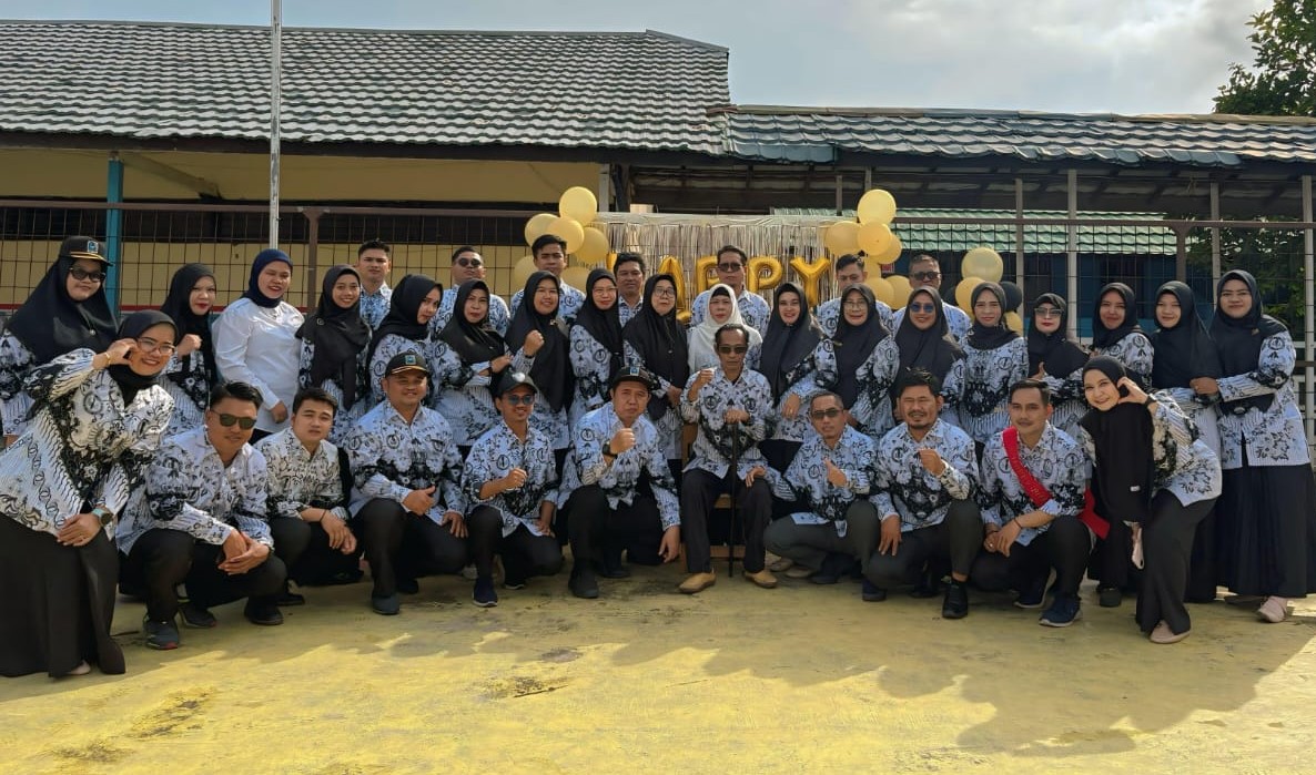 Peringatan Hari Guru Nasional Ke 80 Di SMK Bina Banua Banjarmasin