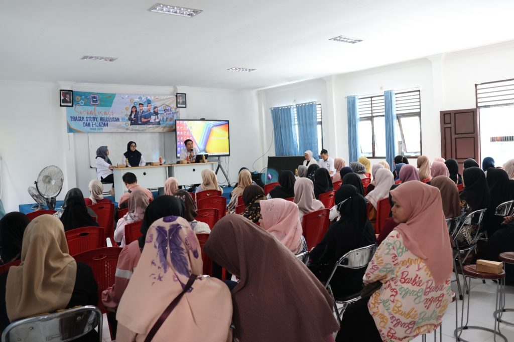 Antusias Ortu Kelas XII