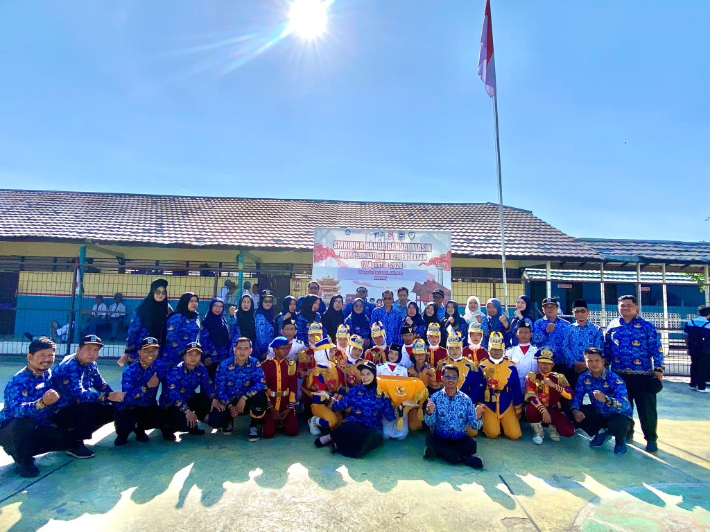 Foto Bersama dengan paskibra 2026